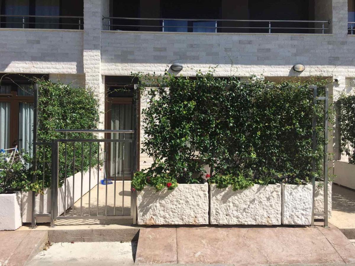 Ferienwohnung Langust - Free Parking Sveti Stefan Exterior foto