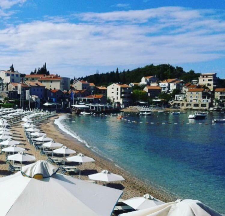 Ferienwohnung Langust - Free Parking Sveti Stefan Exterior foto